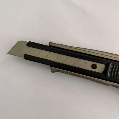 Πολυδιάθετο μαχαίρι 18mm με λεπίδα SK2 από αλουμίνιο